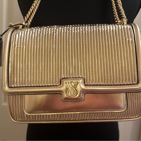 Victoria Secret Gold Designer Chain Shoulder Bag - Picture 4 of 10